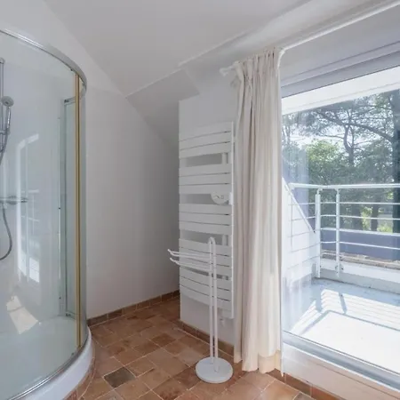 別荘 Entre Et Briere